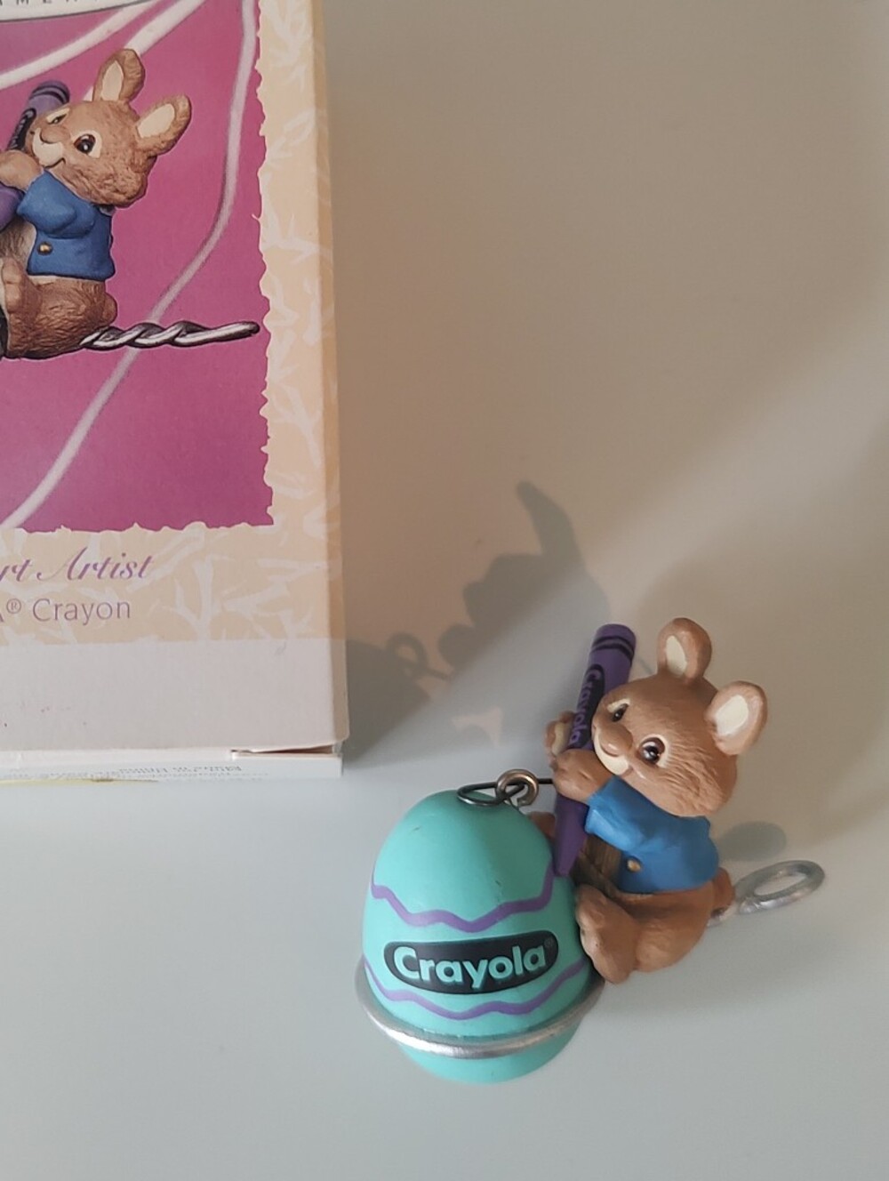 Hallmark VTG Crayola Crayon Easter Ornament Eggs-Pert Artist Bunny Rabbit 1997